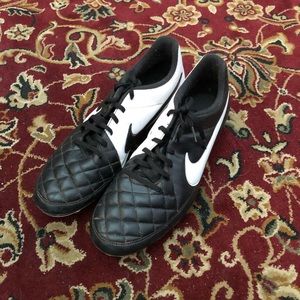 Nike tiempo soccer cleats